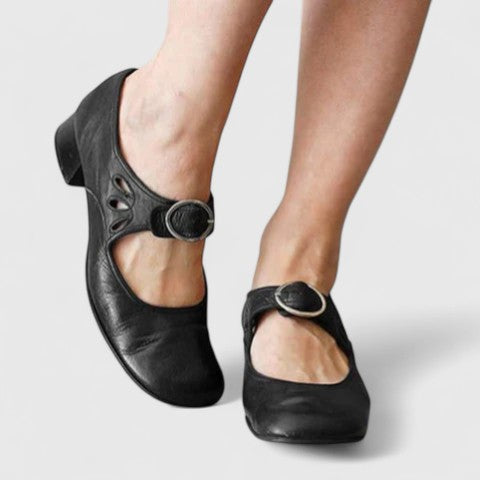 AINARA | Merceditas caladas Chloé