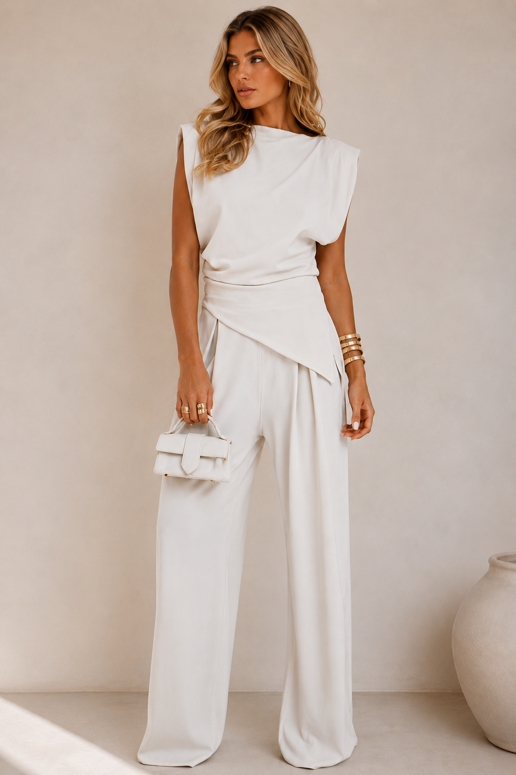 CONJUNTO AINARA - ESSENTIALS EDITION