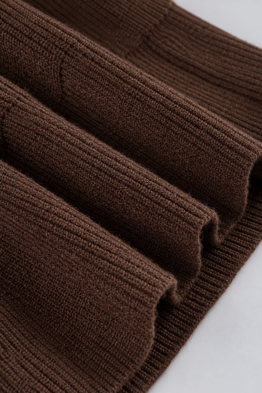 Ainara | Jersey crop – Chocolate