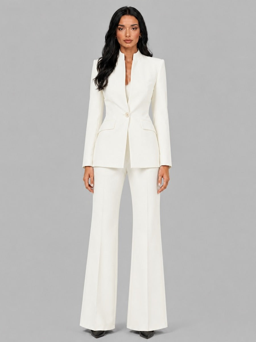 Ainara | Traje Blazer Entallado y Pantalón Acampanado