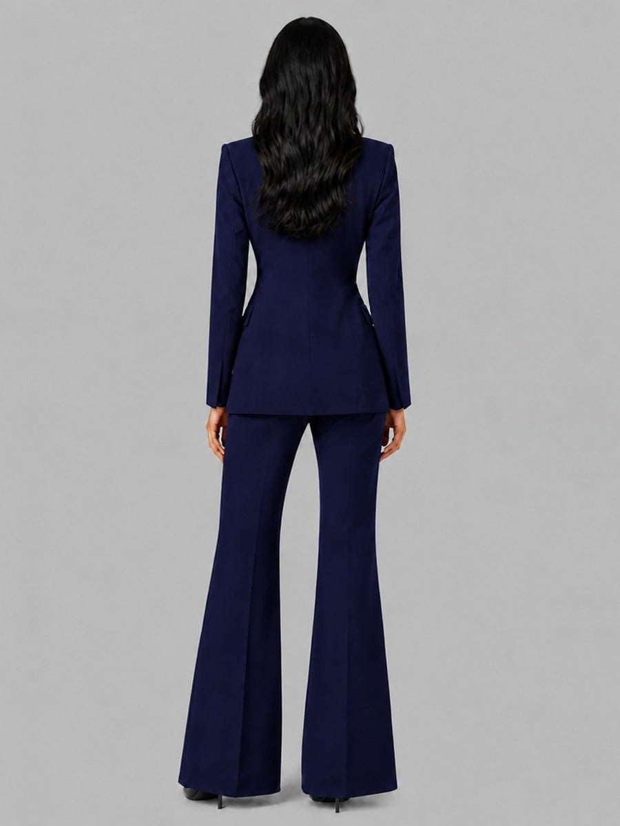 Ainara | Traje Blazer Entallado y Pantalón Acampanado