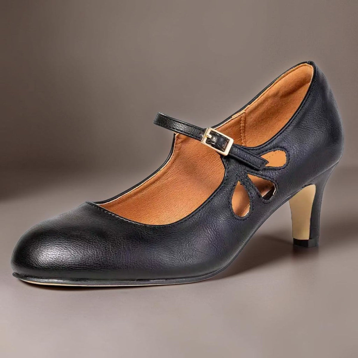 AINARA | Salones negros Sylvie